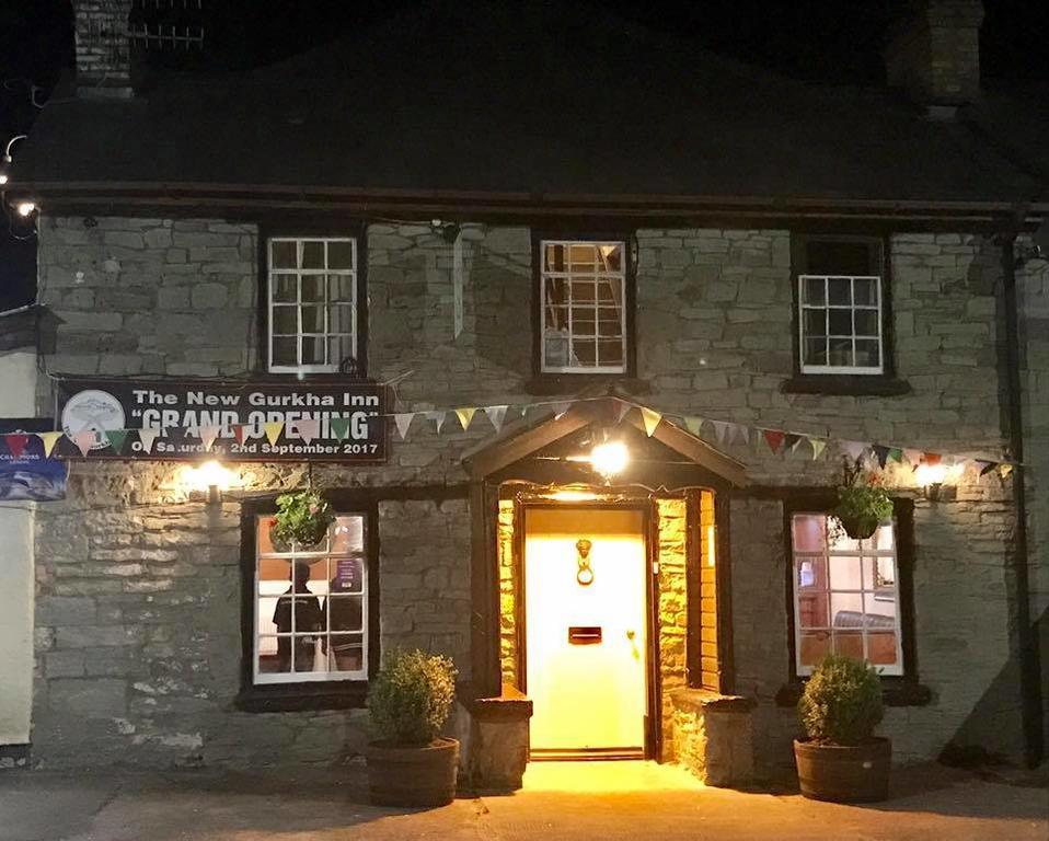 New Gurkha Inn Брекон Экстерьер фото