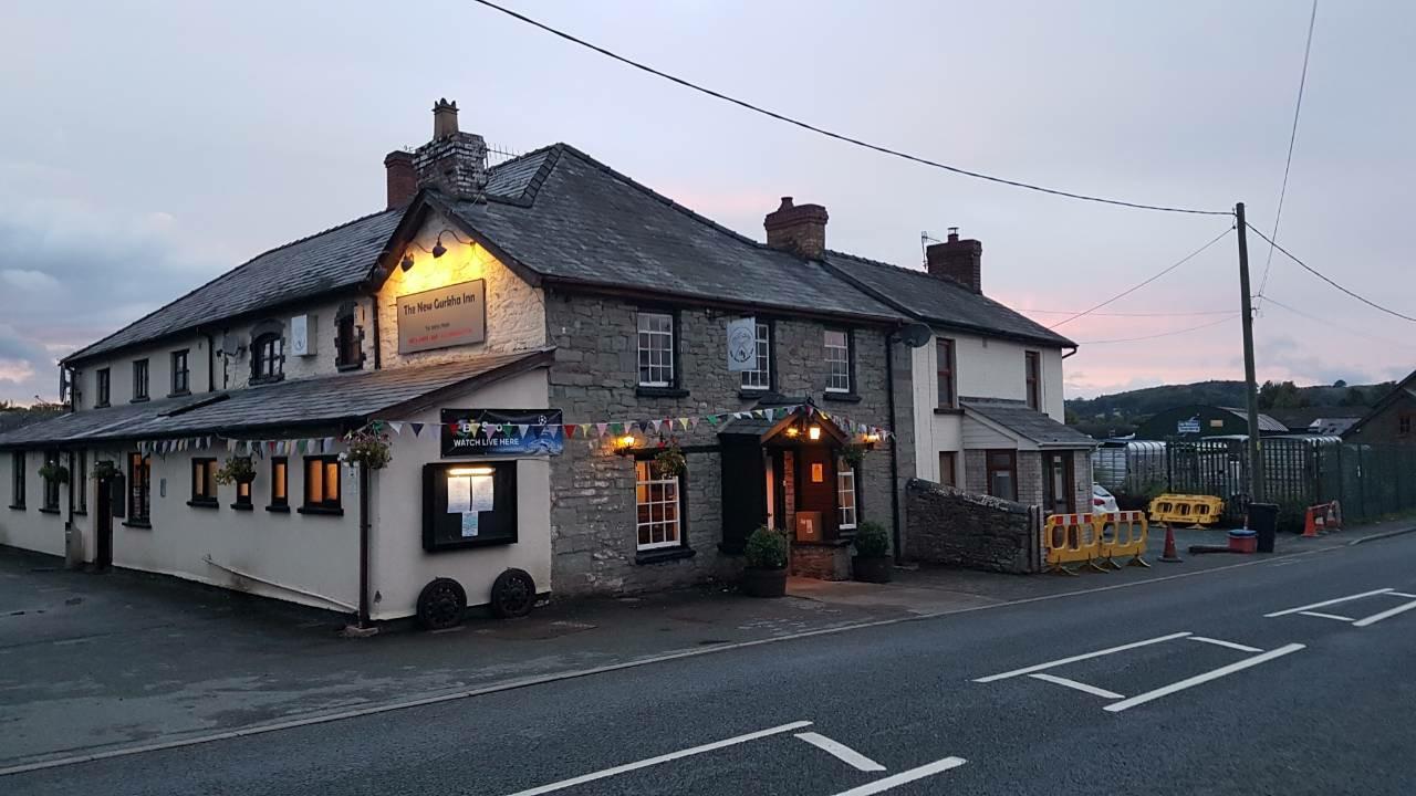 New Gurkha Inn Брекон Экстерьер фото